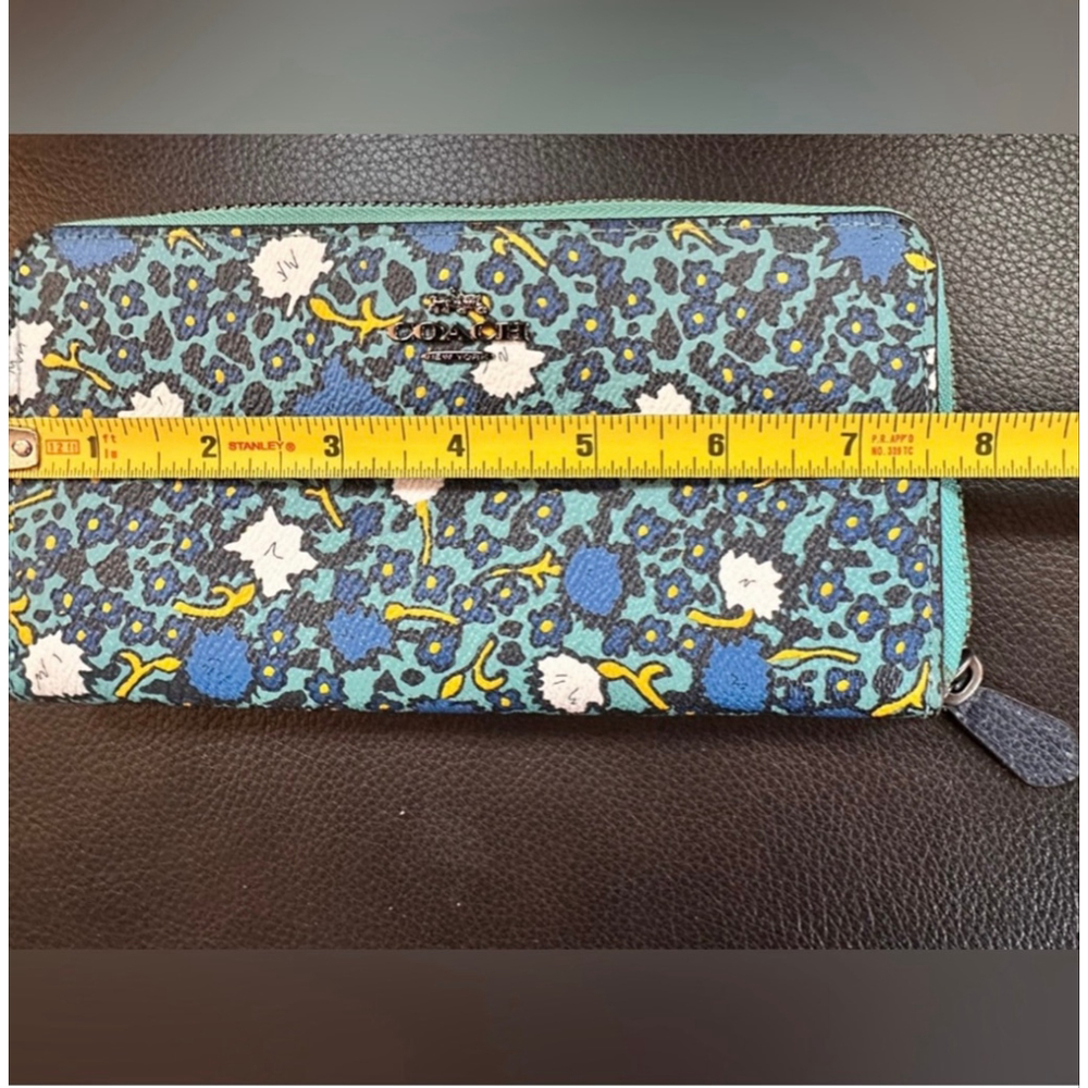 Coach Yankee Floral Print Zippy Wallet – Teal Blue Leather with Black Hardware - Picture 8 of 8